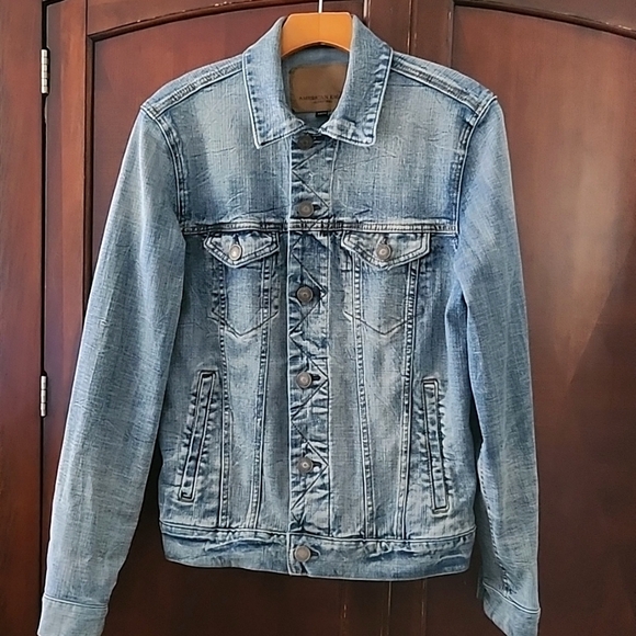 AE Acid Wash Denim Trucker jacket - Picture 2 of 6